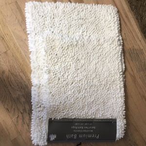 Premium microfiber chenille. Set of two bath rugs